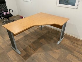 Hobis rohový kancelársky stol - 2