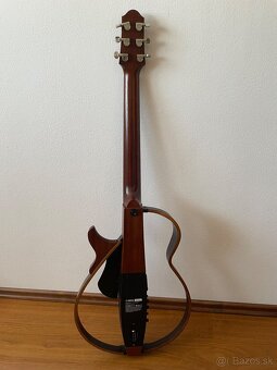 Yamaha SLG200S - 2