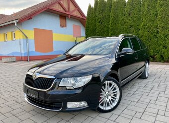 Skoda Superb Combi 2.0 TDI DSG 4X4 Elegance Max - 2