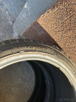 Zimne pneu 225/40 r18 - 2