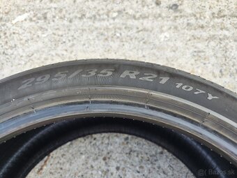 Pneu 295/35 r21 Pirelli - 2