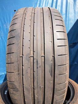 Ponúkame 4 letné pneumatiky Dunlop SportMaxx 235/45 R18 - 2