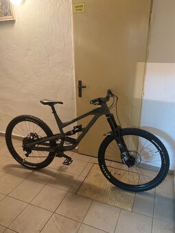 Celoodpružený bicykel YT CAPRA 29" - 2