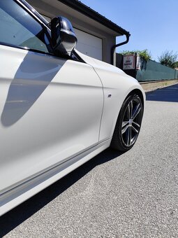 BMW 320i combi f31 M shadow line - 2