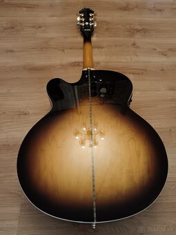 Elektroakustická gitara Epiphone J-200 EC-stav novej - 2