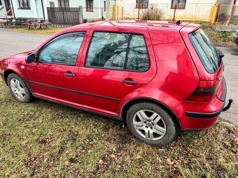 volkswagen golf 4 1,6 benzin 74kw rok výroby 2000 - 2