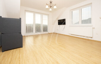 Prenájom  4 izbového bytu - 2