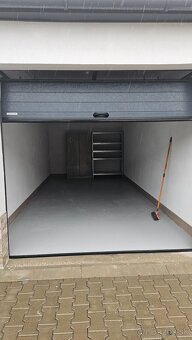 Prenájom Garáž - 2