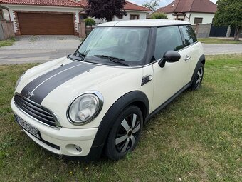 Mini Cooper 1.6i R56 - 2