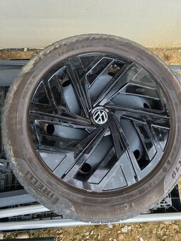 ZIMNE KOLESA VW ID.4 ID.5 R19 - 2