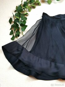 HUNKYDORY - hodvábna sukňa veľkosť M - 2