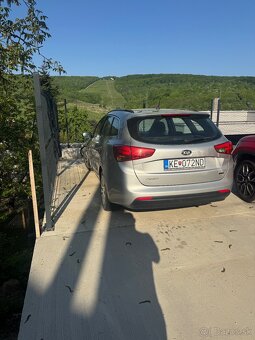 Kia ceed 1.6 Crdi 94kw - 2