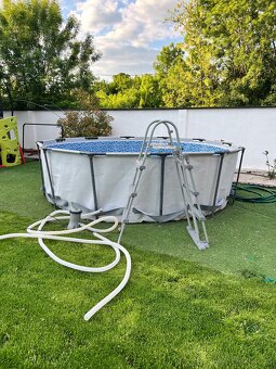 Predám záhradný bazén BESTWAY — s filtráciou a schodíkmi - 2