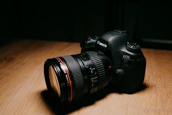 Canon EOS 6D Mark II - 2