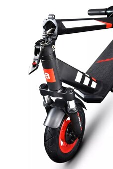 Elektrický skúter Aprilia eSR2 10" 350W Bluetooth - 2