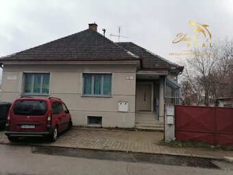 Rodinný dom vhodný na podnikateľské účely. - 2