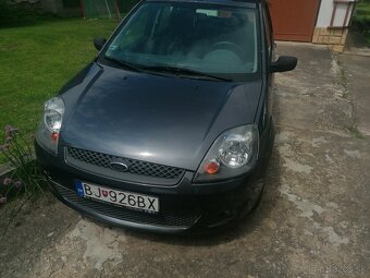 Ford fiesta. - 2