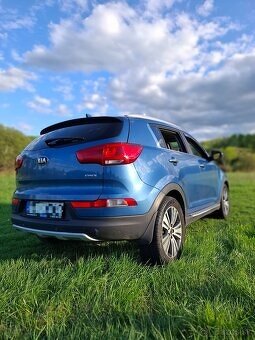 KIA SPORTAGE 2.0 CRDI 4WD - 2