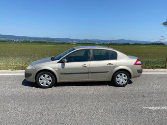 RENAULT MEGANE 1.4i 16V - 2