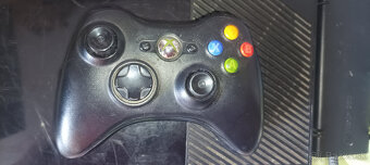 XBOX 360E - 2