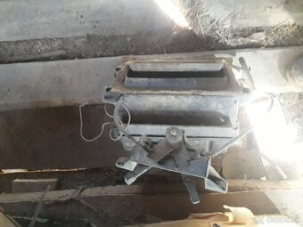 Nahradne diely fiat 125p a lada / ziguli, smerovky v3s - 2