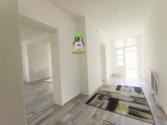 6. izbový veľký dom pre veľkú rodinu, 800 m2, 16 km od Micha - 2