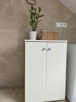 Kúpelňová skrinka - 2