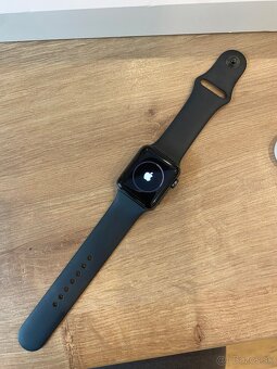 Apple watch series 3 - 2