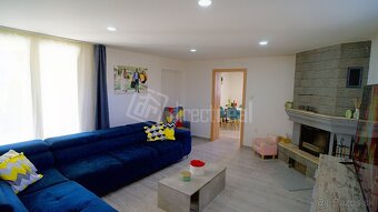 Krásny rodinný dom na Liptove so slnečným pozemkom a potokom - 2