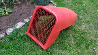 Predám kapotu na malotraktor. - 2