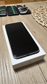 iPhone 11 pro - 2