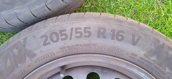 Plechové disky s pneumatikami - 2