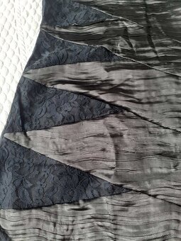 Koktejlové šaty - 2