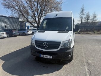 Mercedes Sprinter - 2