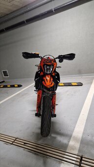 KTM 690 SMC R - 2