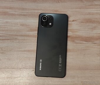 Xiaomi 11 Lite NE 5G; 6,55“ AMOLED; 128GB; Android 14 - 2