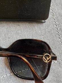 Originalne Fendi nove - 2