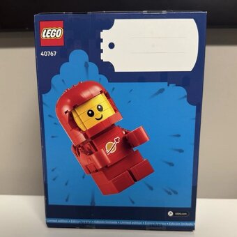 LEGO SPACE GWP 40767 Up-scaled Baby Astronaut - 2