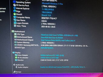 Asus ROG Strix Scar GL703 GM - 2