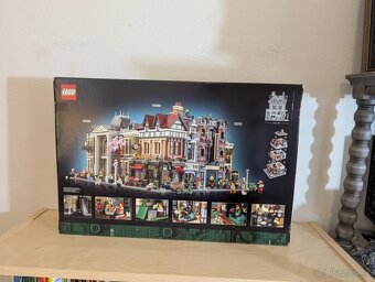 LEGO Icons 10350 - 2