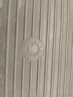 Gumená vaňa do kufra škoda Felicia hatchback - 2