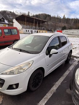 Peugeot 207 - 2