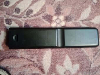 Univerzálne diaľkové ovládanie Philips 8v1 - 2