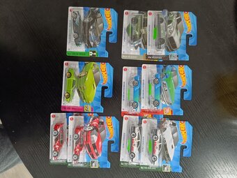 Predám Hot wheels - 2