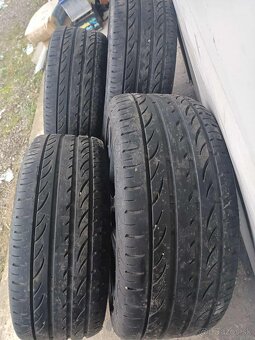4ks alu disky orig. Škoda 5x112 r18 225/40 r18 - 2