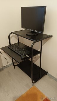 Počítačový stolík - 2
