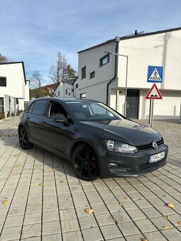 VW Golf 7 Hatchback - 2