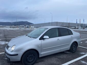 Volkswagen Polo 1.4i A/T - 2