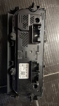 Predám ovládací panel klimatizácie (Climatronic) - 2