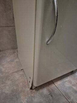 Kúpeľňova skrinka - 2